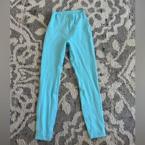 Lululemon Light blue leggings⭐️